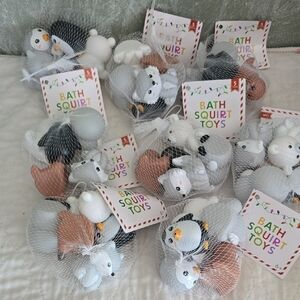 8 Sets 5 Bath Squirt Toys Set, 5 Animals Ages 6+ Stocking Stuffers Bath Fun New